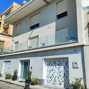 Flavi Bed & Breakfast Aeroporto di Catania Fontana Rossa